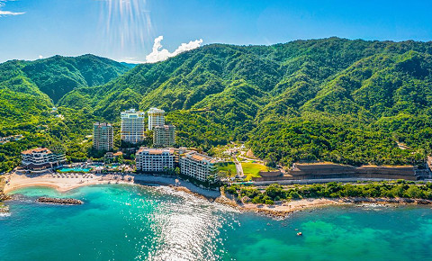 What You Need to Know About Garza Blanca’s Green Initiatives