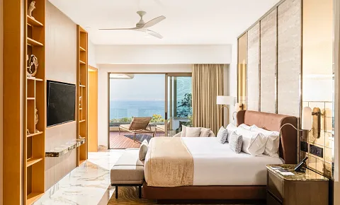 Sanctuary Suite King Jr